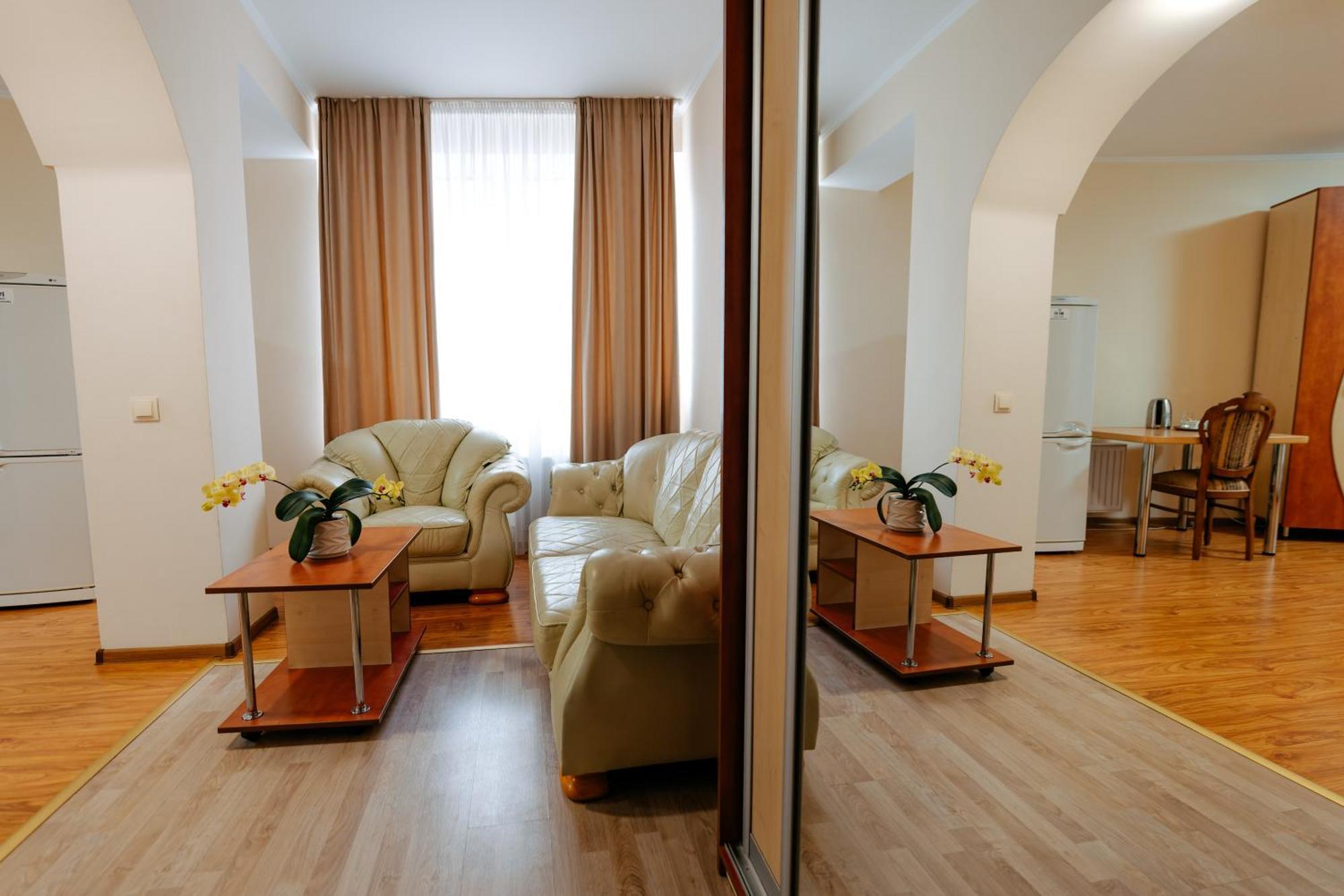 Villa Arus Kiszyniów Zewnętrze zdjęcie