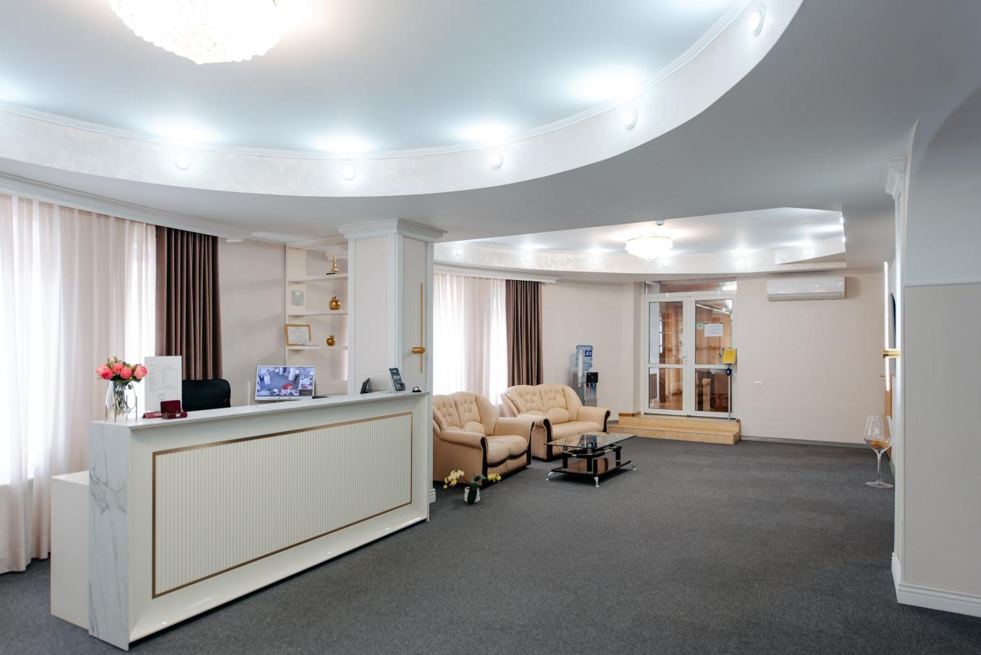 Villa Arus Kiszyniów Zewnętrze zdjęcie