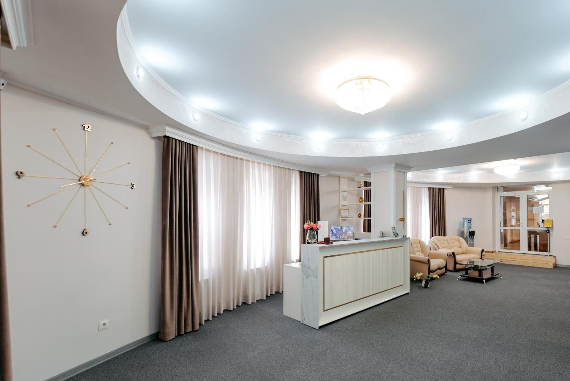 Villa Arus Kiszyniów Zewnętrze zdjęcie