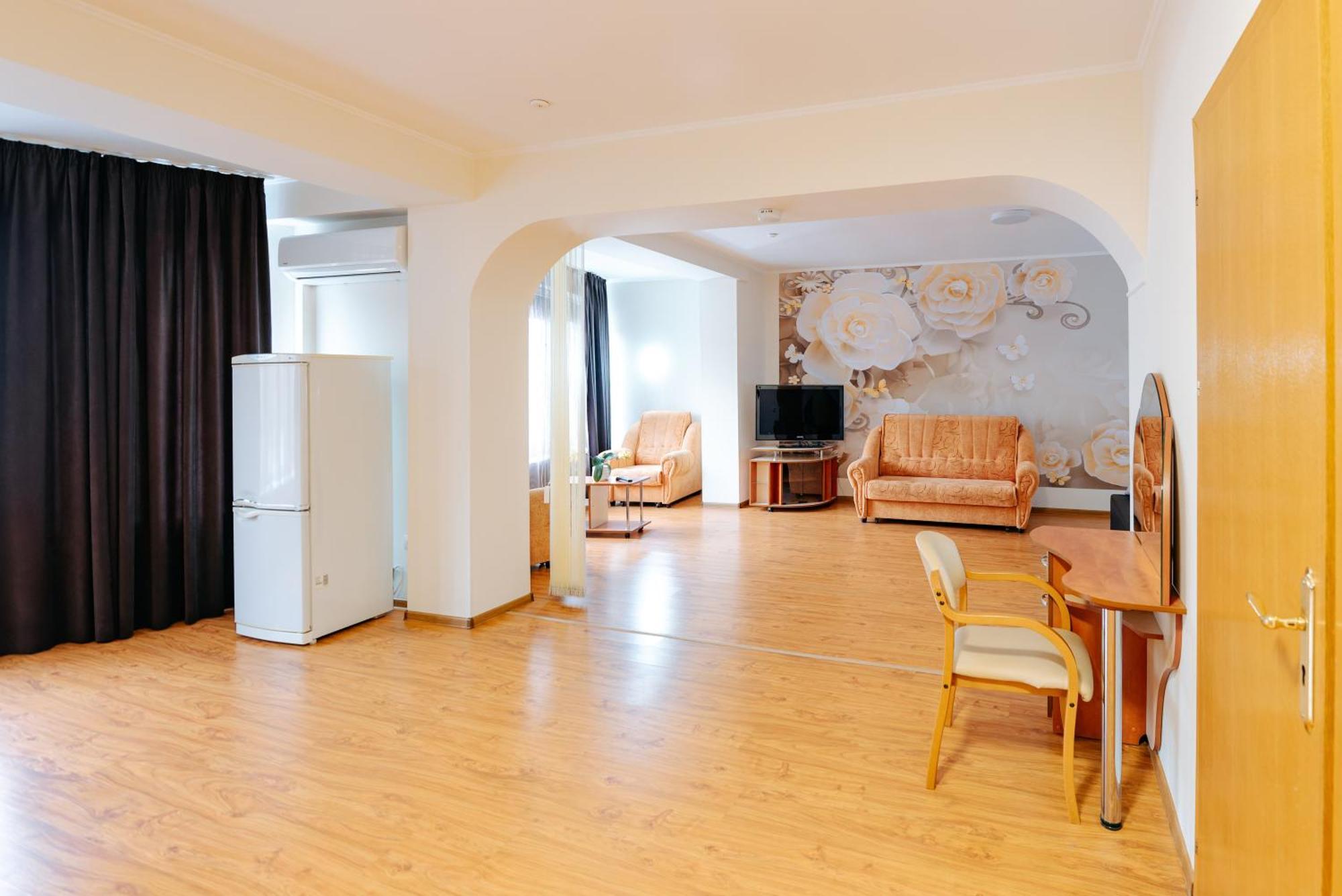 Villa Arus Kiszyniów Zewnętrze zdjęcie